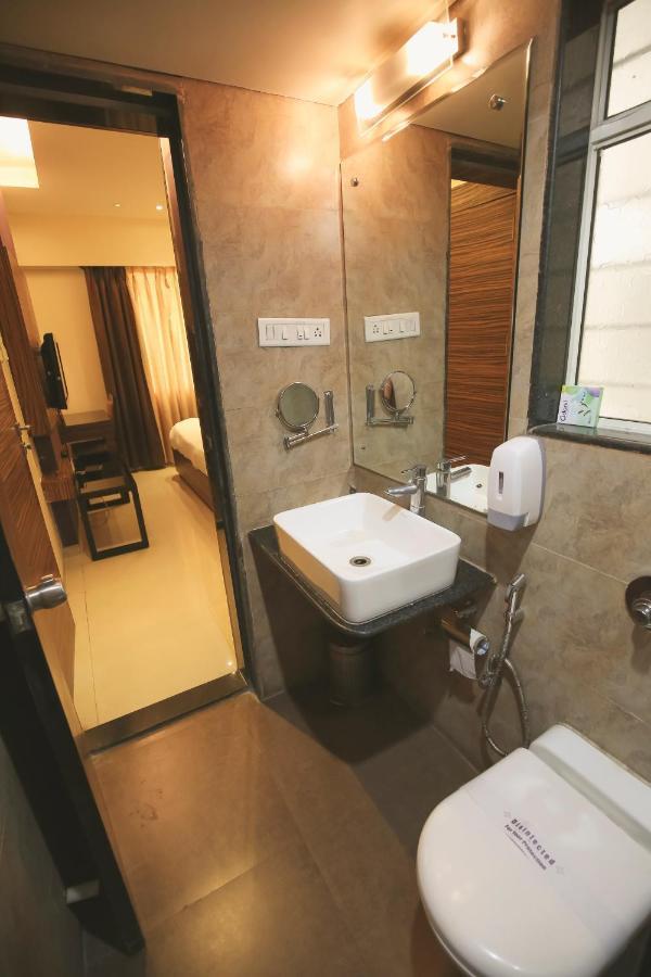 Hotel The Gold Haven Pune Exterior foto